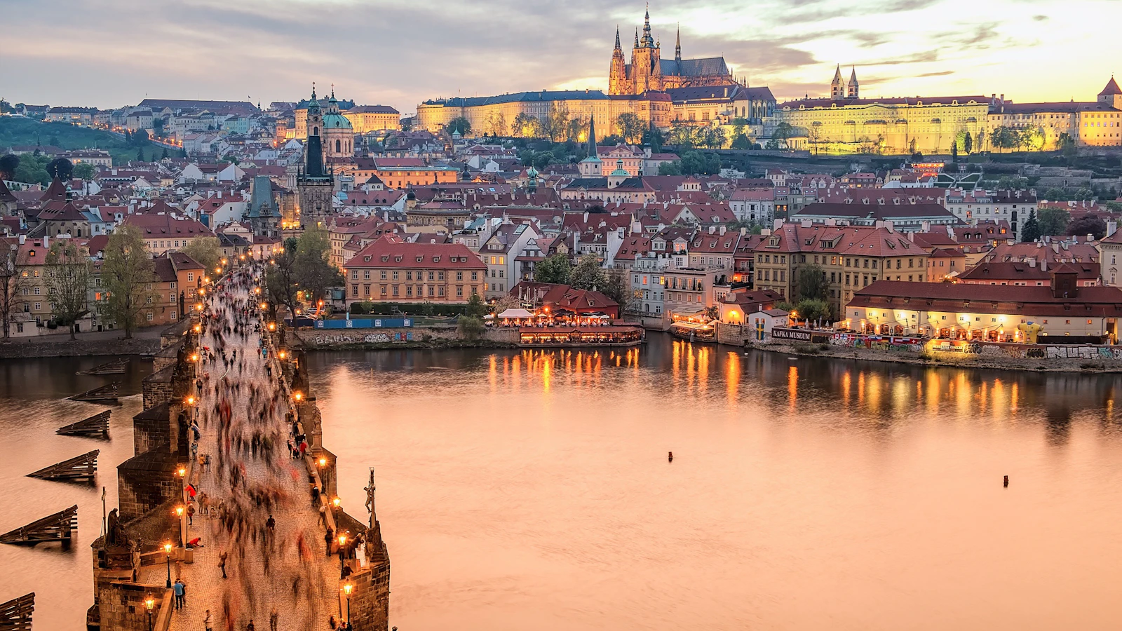 Charles Bridge and Prague Castle at dusk
